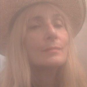 Meet your Posher, Katalin